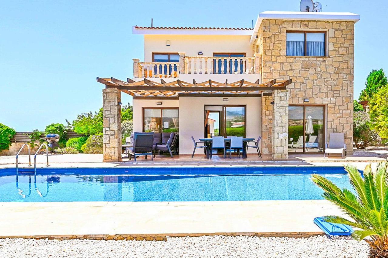 Villa Olivia Coral Peyia Exterior photo