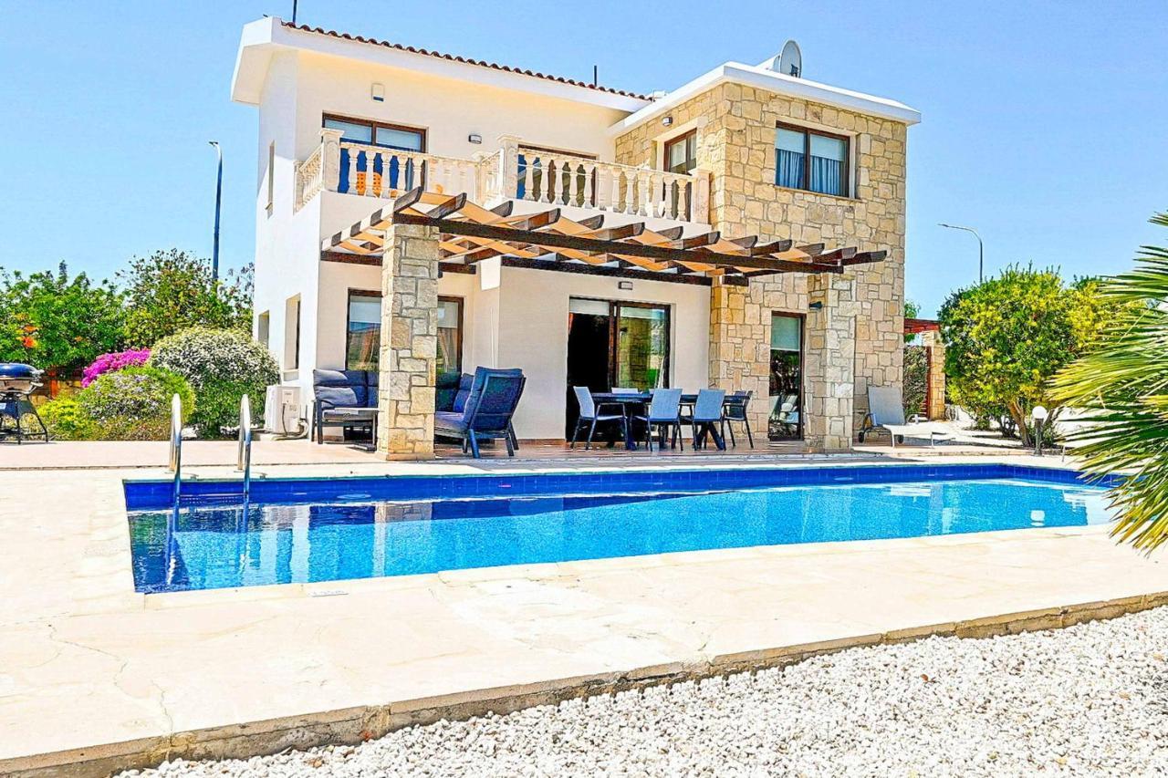 Villa Olivia Coral Peyia Exterior photo