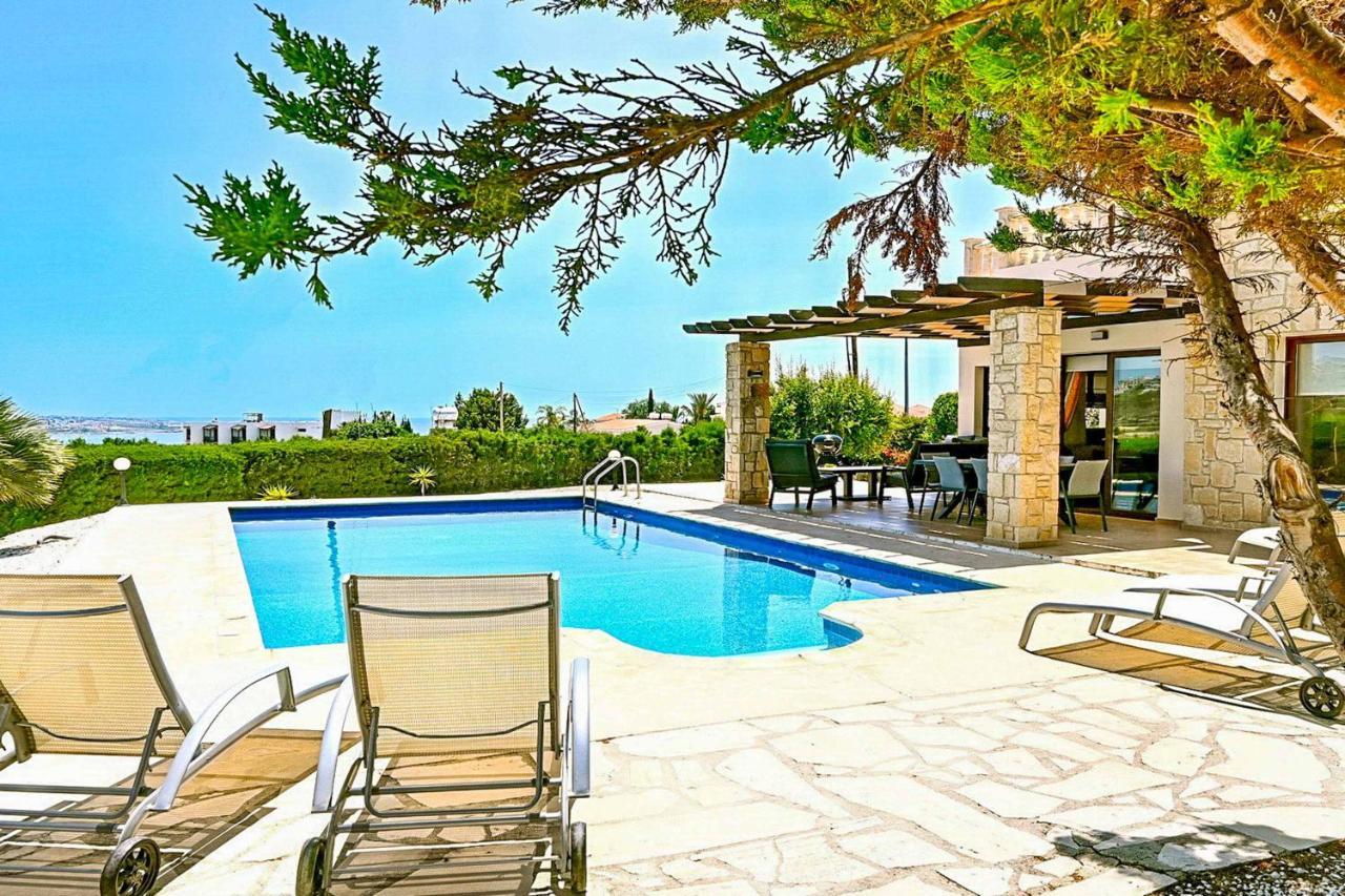 Villa Olivia Coral Peyia Exterior photo